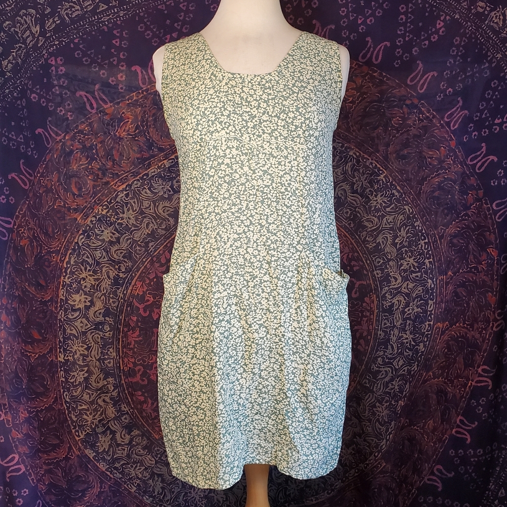 Banyan Tree Sage Green & Pale Yellow  Floral Shift Dress Womens Size Small